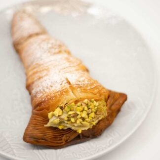 Sfogliatelle with Pistachio cream